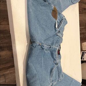 Wrangler Men's Relaxed Fit Jeans - Light Blue